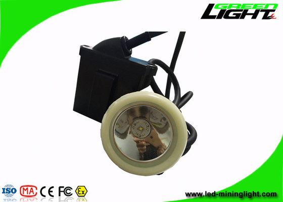 Akumulatorowa lampa LED górników Czapka Automatyczne wyłączanie w kolorze czarnym i białym