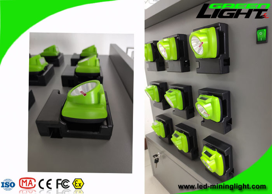 GLC-6 Akumulatorowa latarka górnicza LED z nasadką 110 V-240 V 18 szt.Rack ładujący