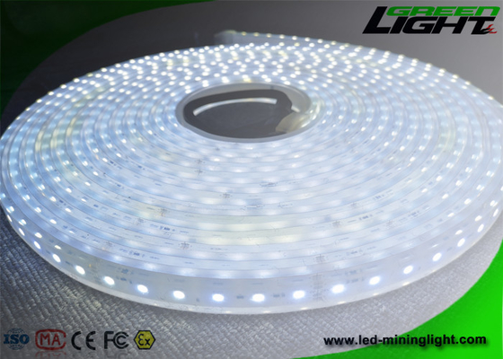 Cree Chip LED Elastyczne paski świetlne Materiał silikonowy o wysokim prześwicie Kontrola napięcia / temperatury