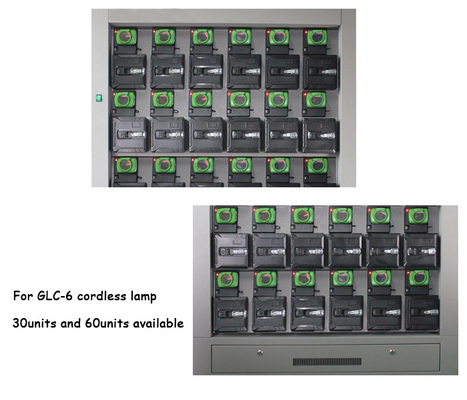 110 V-240 V Cree Led Reflektor Rechargeable Rack 30 jednostek z prywatnymi szafkami