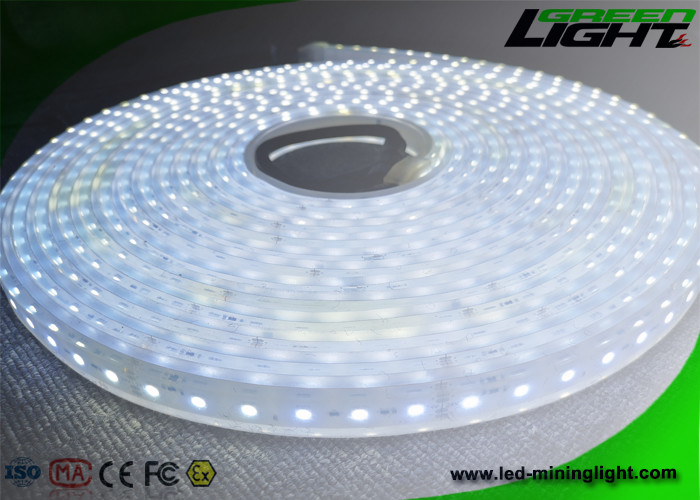 Cree Chip LED Elastyczne paski świetlne Materiał silikonowy o wysokim prześwicie Kontrola napięcia / temperatury